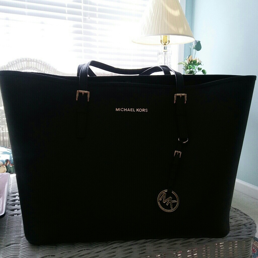 Michael Kors Large Jet Set Tote ⬇PRICE DROP⬇